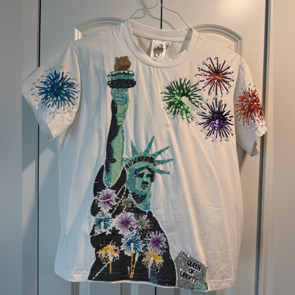 Queen of Sparkles - Lady Liberty Tee